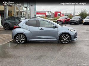 Toyota Yaris HEV Lunasport *Original Irish Car* - Image 3