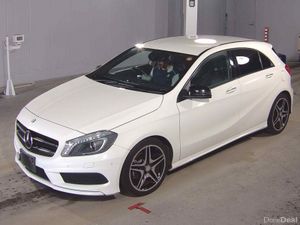 MERCEDES BENZ A180 AMG NIGHT PACK AUTO 2015 - Image 2