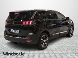 Peugeot 5008 1.2 PureTech 130bhp Allure - Image 2