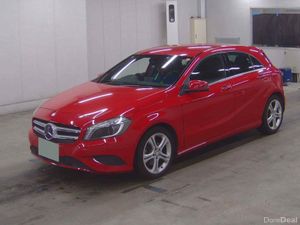 MERCEDES BENZ A180 AUTO 2015 - Image 2