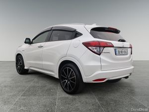 2018 Honda Vezel 1.5 Hybrid Automatic - Image 3
