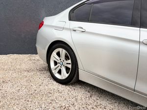 BMW 320D 2.0 Sport Automatic Low KM - Image 4