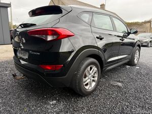 Hyundai Tucson 1.7 Diesel - Image 4