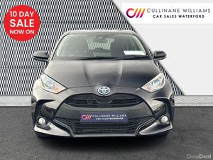Toyota Yaris 2023 LUNA 1.5 PETROL HYBRID  AUTOMATI - Image 2