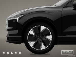 Volvo EX30 P5 Long Range Ultra - Image 3