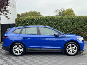 Skoda Enyaq IV 60 58KWH // HALF LEATHER INTERIOR / - Image 2