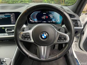 BMW 3-Series 330e M-SPORT COMPETITION 2.0 HYBRID A - Image 4