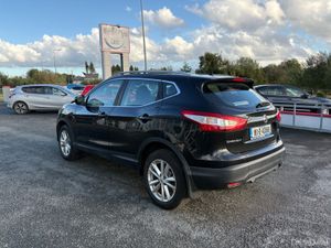 Nissan Qashqai 1.5DCi SV Irish Low kms 161 - Image 3