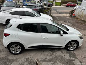 Renault Clio Ideal starter car - Image 4