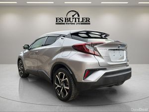 2019 Toyota CHR 1.8L AUTO PETROL HYBRID LUNA SPORT - Image 3