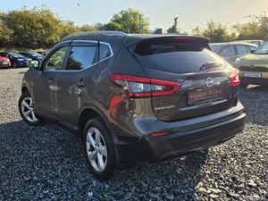 182 Qashqai 1.5d/High spec/New NCT/Warranty - Image 2