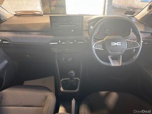 Dacia Sandero Expression TCe 100 E06X - Image 4