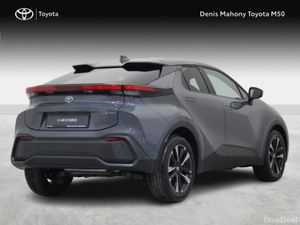 Toyota C-HR Sport - Image 2