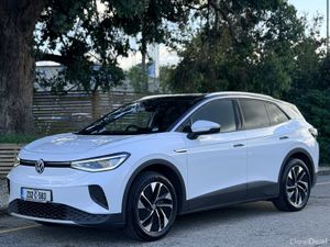 2023 Volkswagen ID.4..52 KWH BATTERY..PAN ROOF - Image 2