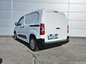 Citroen Berlingo BERLINGO LX BLUEHDI 100 MWB 65 - Image 3