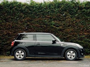 MINI Cooper D 1.5 2021 - Image 4