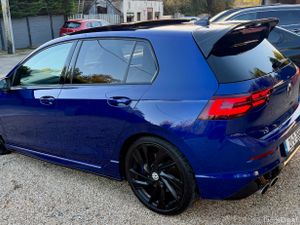 2021 Volkswagen Golf R Mk8 320hp 4 motion - Image 4