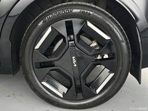 Kia EV3 Earth GT Line Long Range - Image 3