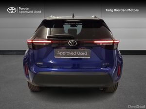 Toyota Yaris Cross LUNA SPORT BI TONE - Image 4