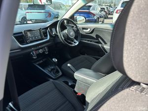 Kia Stonic K2 5DR - Image 4