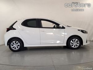 Toyota Yaris 1.5 - Image 2