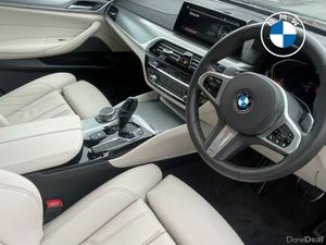BMW 5-Series 530d M Sport Saloon - Image 4