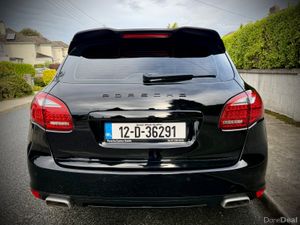 Porsche Cayenne 3.0 Diesel Auto. - Image 4