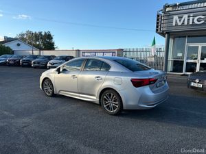 Toyota Avensis 1.6 D4D Luna FSH 2018 - Image 2
