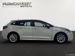 2022 Toyota Corolla 1.8 Self Charging Hybrid - Image 4