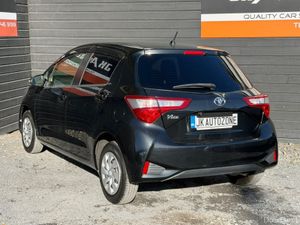 Toyota Yaris 1.0 VITZ AUTO - Image 4