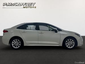 2019 Toyota Corolla Luna 1.8 Self Charging Hybrid - Image 4