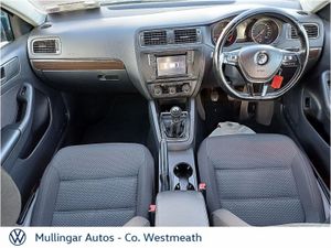 Volkswagen Jetta 2.0 TDI 110HP Comfortline - Image 2