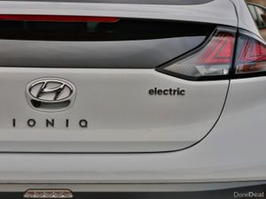 Hyundai IONIQ Electric Premium - Image 4