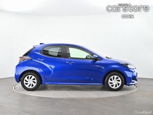 Toyota Yaris 1.5 - Image 2