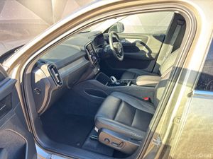 Volvo XC40 T5 RECHARGE PHEV 2021 - Image 4