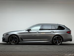 BMW 5-Series 530E M SPORT TOURING - Image 4