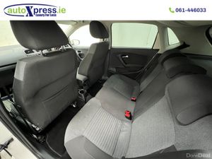 Volkswagen Polo 1.2 Petrol, Reversing camera, auto - Image 4