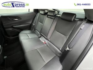 Toyota Prius 2.0 PHEV, Panoramic roof, Ultra Low m - Image 4