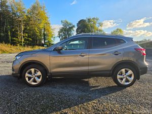 Nissan Qashqai 1.5 diesel ( 2 year NCT 1 year tax) - Image 4
