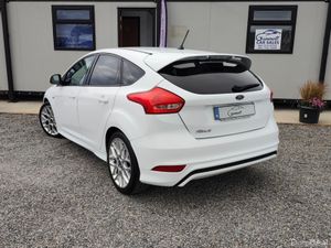 Ford Focus ONLY €45 P/W ST-LINE TDCI - Image 4