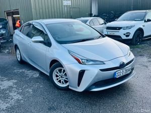 TOYOTA PRIUS HYBRID HI SPEC 42K KM LIKE NEW SENSOR - Image 4