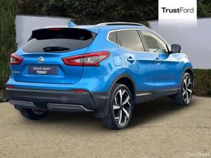 Nissan Qashqai 1.6 dCi Tekna 5dr - Image 4