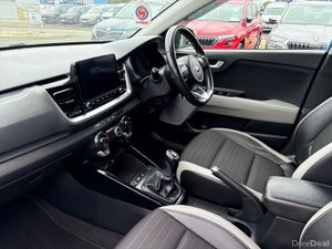 Kia Stonic 1.0 MHEV K3 PE, Heated Seats, Apple Car - Image 3