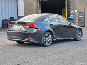 Lexus IS 300h EXECUTIVE 2.5 Hybrid - Image 4