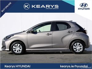 Toyota Yaris YARIS - HYBRID - Image 3