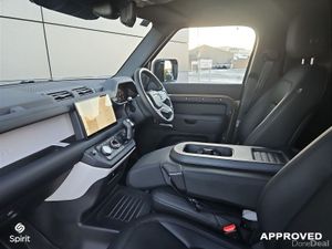 Land Rover Defender 3 Seat 110 3.0D I6 200 PS X-Dy - Image 4