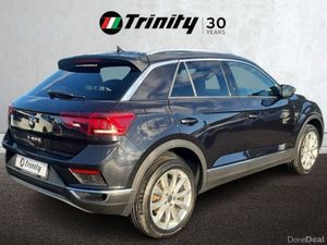Volkswagen T-Roc ** STYLE ** STUNNING CAR ** TRINI - Image 3