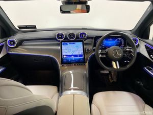 Mercedes-Benz GLC GLC 300 AMG Line E 4Matic Auto L - Image 3