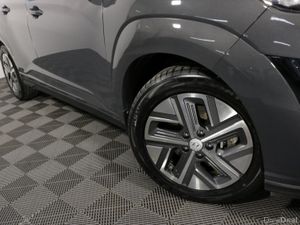 Hyundai KONA Electric Premium 64 kWh EV - Image 3
