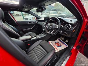 Mercedes-Benz A-Class PANORAMIC SUNROOF A180 AMG L - Image 4